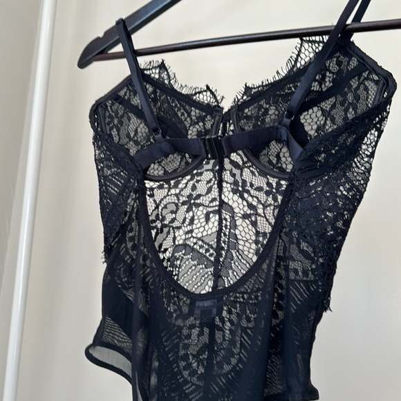 Revolve Bardot Lace Bodysuit - Picture 5 of 7